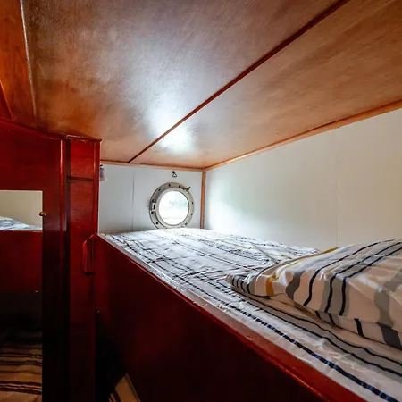 Botel De Marinier - Insolite